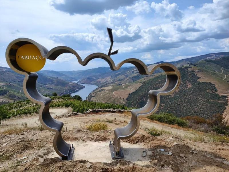 Quinta Da Casa Cimeira, Guest House, Wines & Food Farm stay